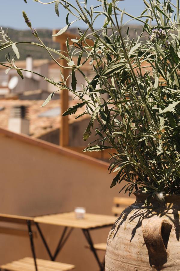 Apartaments La Rambla - Arbequina - 6 Persones コルノデイヤ エクステリア 写真