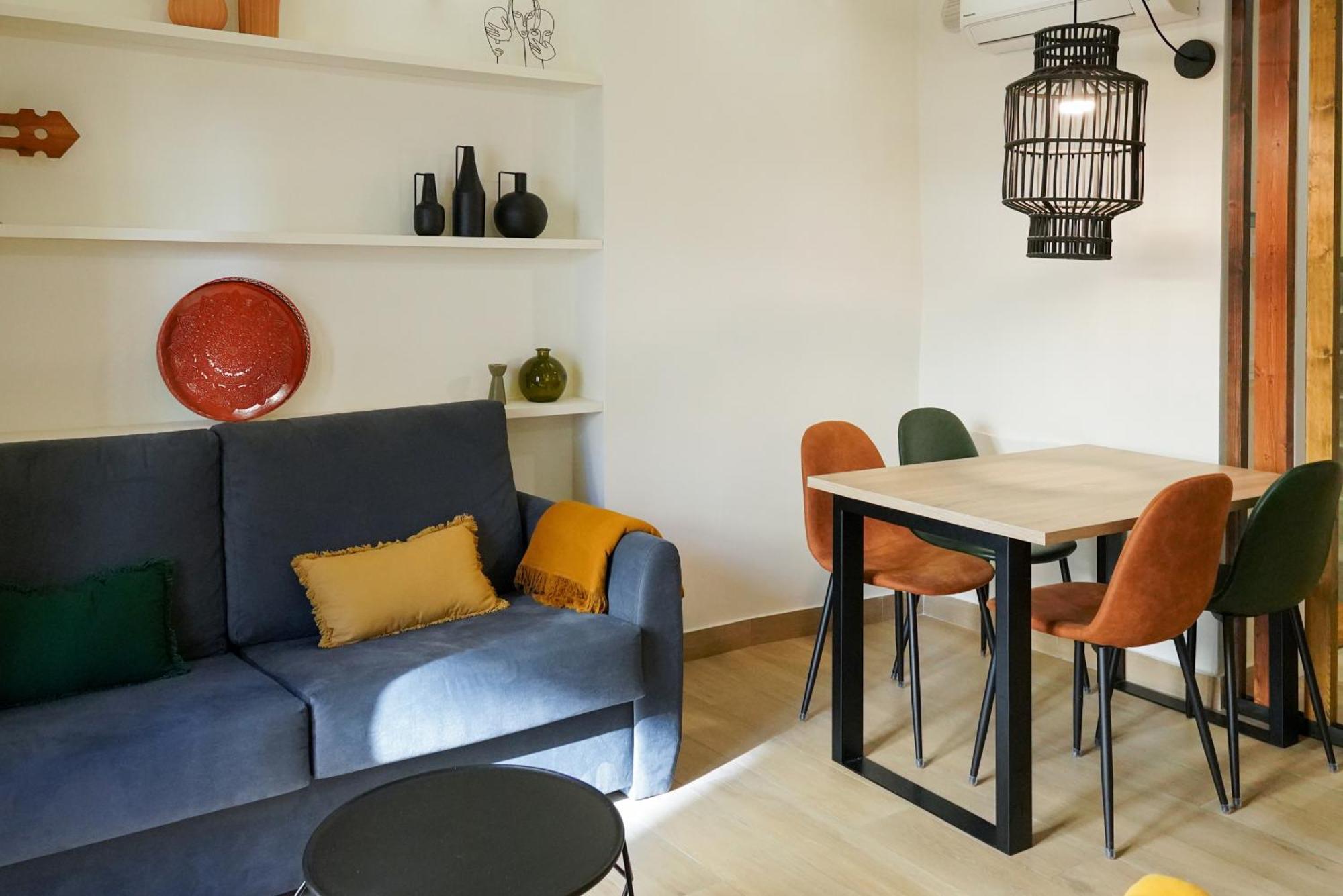 Apartaments La Rambla - Arbequina - 6 Persones コルノデイヤ エクステリア 写真
